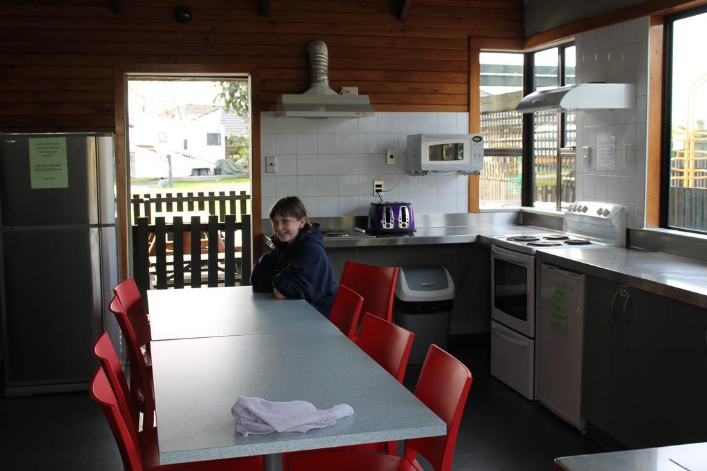 Christchurch Kiwi Holiday Park & Motels Værelse billede